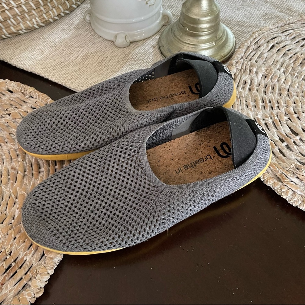 Mahabis breeze slip on shoes womens 7.5